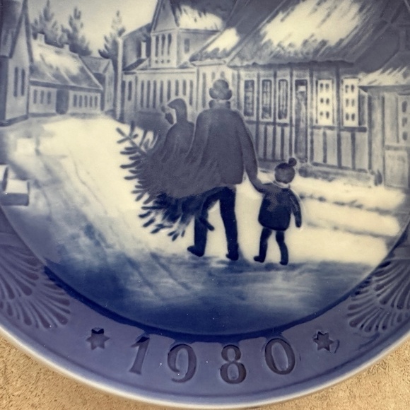 Royal Copenhagen Annual Blue Christmas 4 Plates Vintage Denmark 1973, 78, 79, 80 - Picture 12 of 14